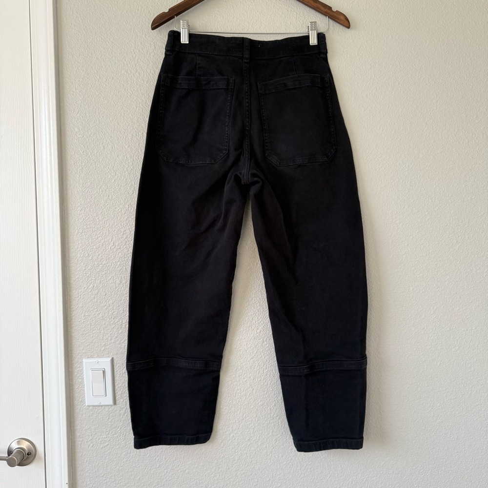 Everlane Utility Barrel Pants in Black - Picture 7 of 12
